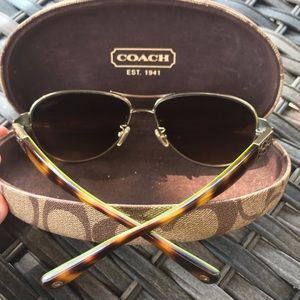 COACH Sunglasses Gold/Tortoise